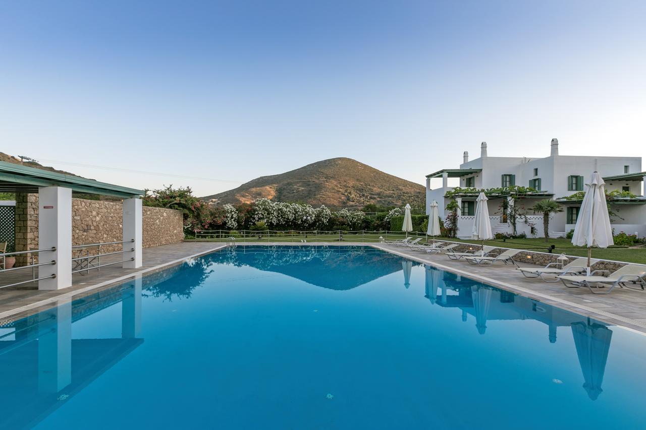 Dioni Hotel Skyros Exteriör bild
