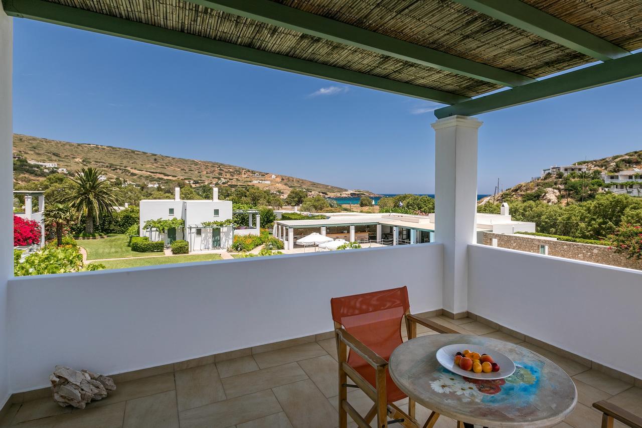 Dioni Hotel Skyros Exteriör bild